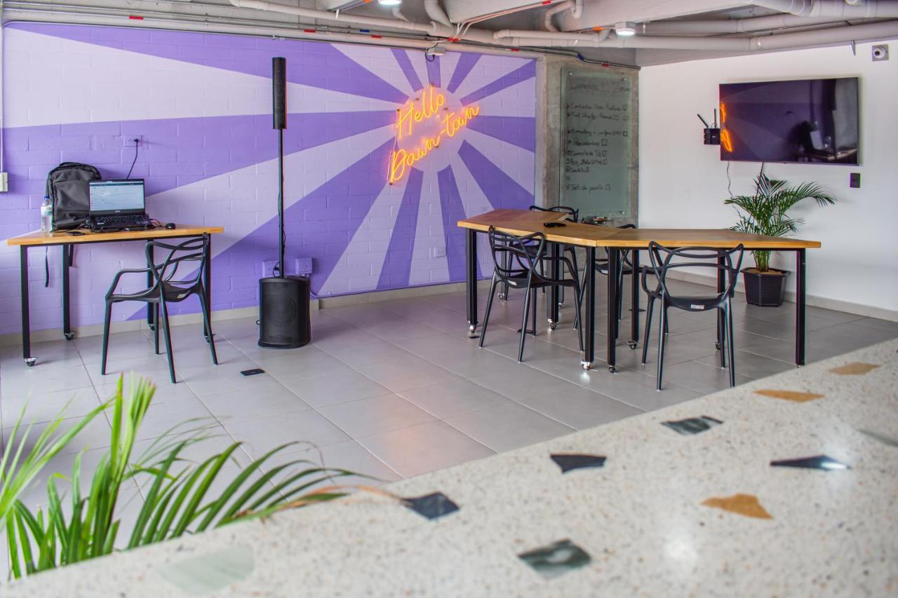 Inverso Cl 47 Coliving Medellin Luaran gambar
