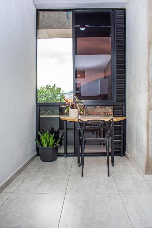 Inverso Cl 47 Coliving Medellin Luaran gambar
